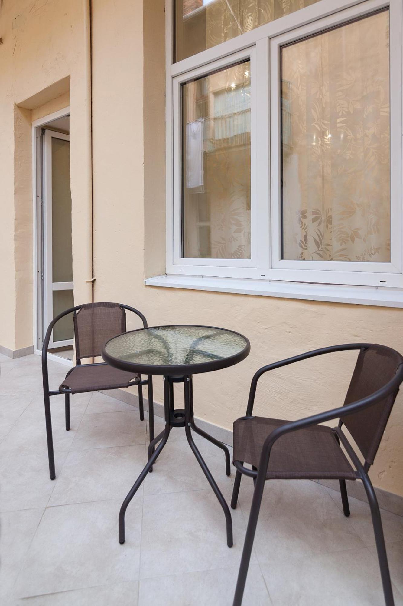 Royal Apartment On Slovatskogo 8 Lviv Exterior foto